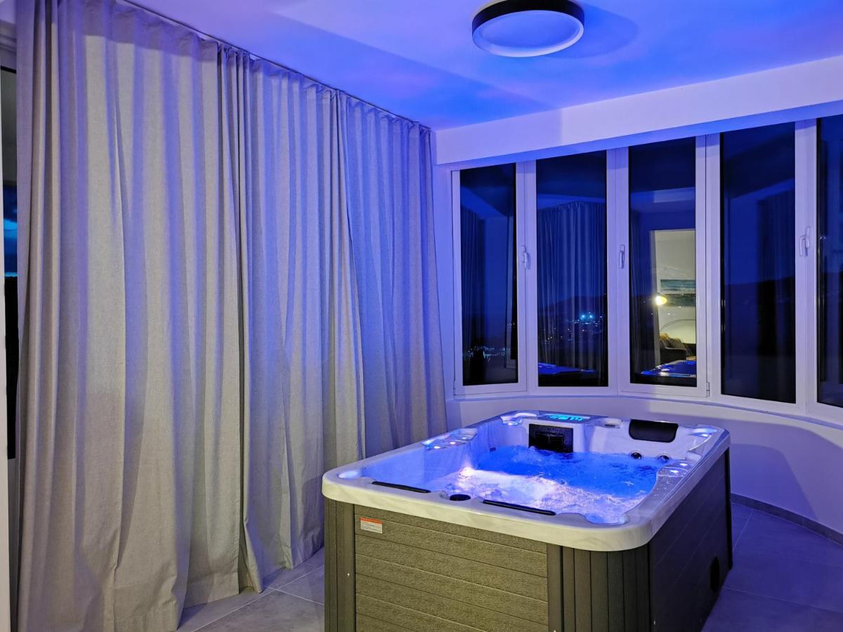 Apartments Viskovic Хвар Экстерьер фото