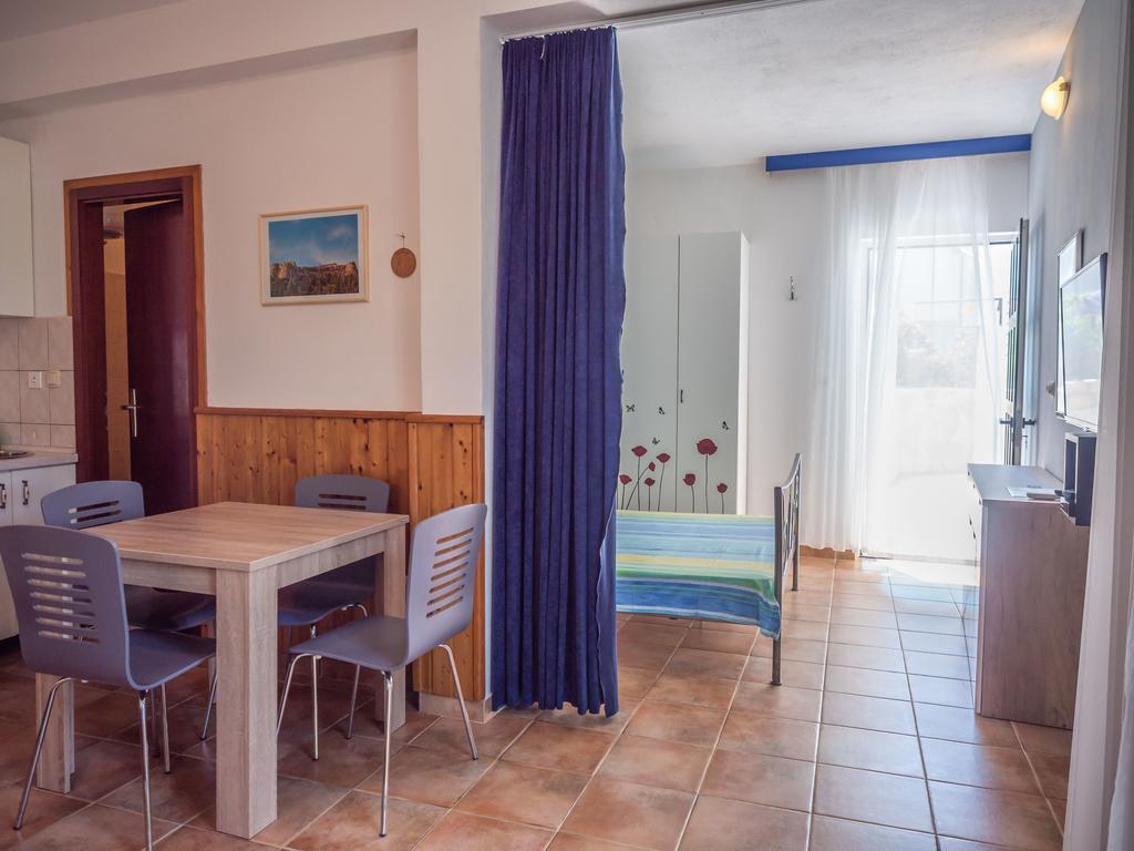 Apartments Viskovic Хвар Номер фото
