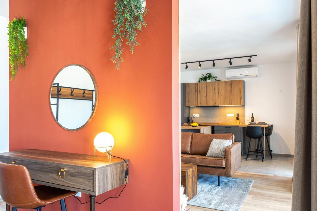 Apartments Viskovic Хвар Экстерьер фото